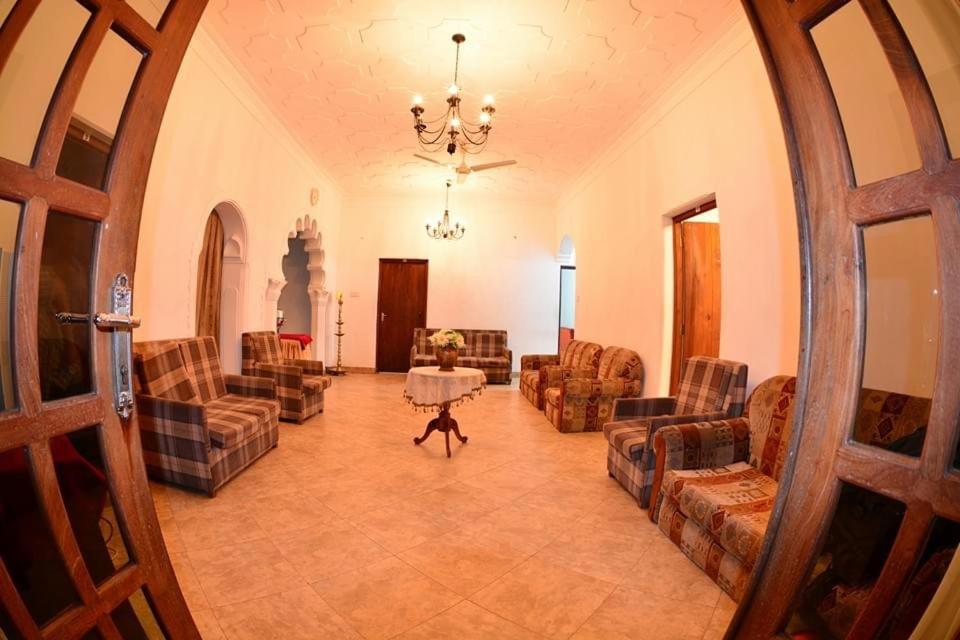 Suisse Villa Kandy Buitenkant foto