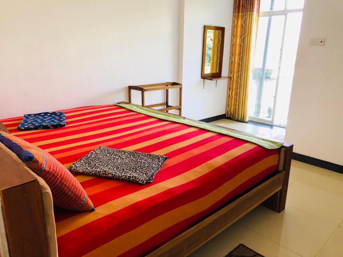 Suisse Villa Kandy Buitenkant foto